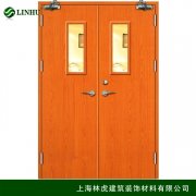 木質(zhì)雙開帶玻璃防火門