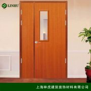 木質(zhì)字母防火門(mén)